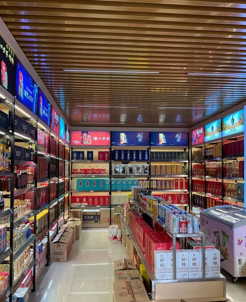 40平烟酒店选购定制货架产品展柜的设计点.#成都烟酒柜厂家